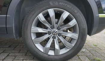 Volkswagen T-Roc 1.0 Tsi Style Business 110pk| Panoramadak| Navi| Camera| Adaptieve cc. vol
