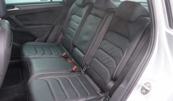Volkswagen Tiguan 1.4 TSI eHybrid R-Line Business+ Black Pack|245PK|Panoramadak|Stuurverwarming|360camera|draadloze Tel oplader|Dodehoek detectie|Elektrische stoelen met geheugen| vol